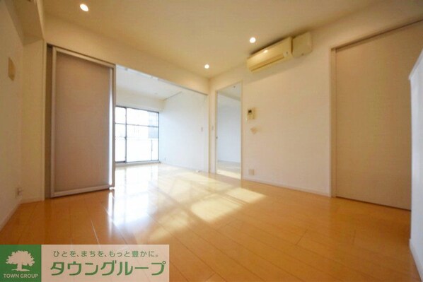 フレンシア外苑西の物件内観写真